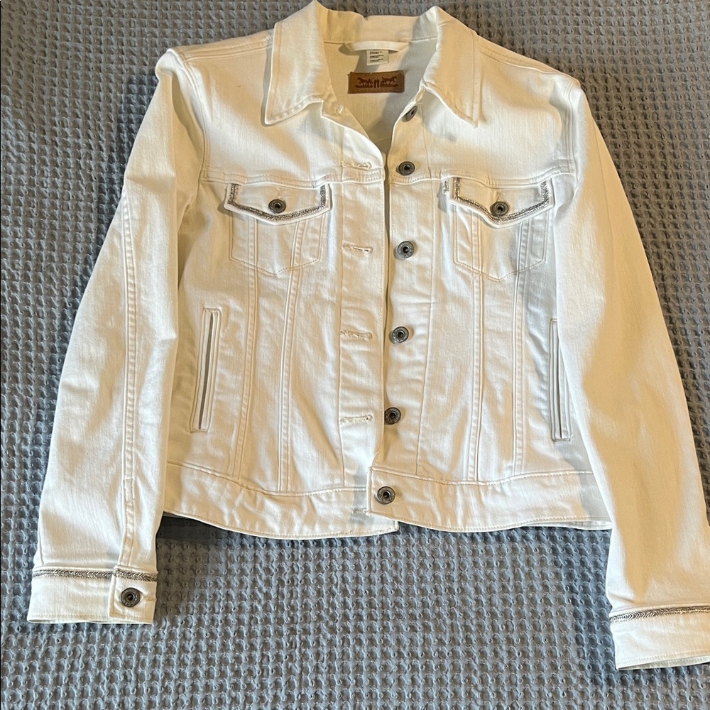 Levi’s white denim jacket silver trim size medium
